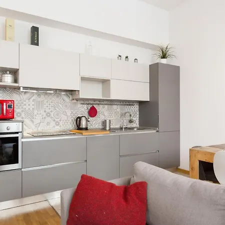 Appartement Guesthost - Piazza Oberdan Patio *